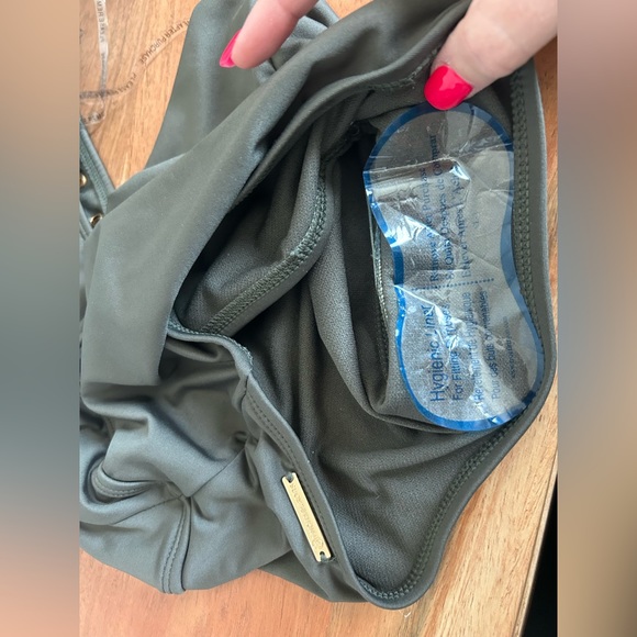 Michael Kors bathing suit - Picture 9 of 10